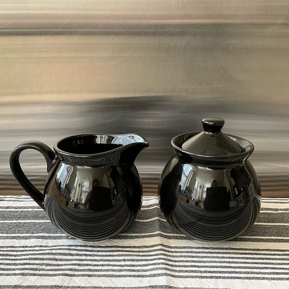 Waechtersbach Fun Factory II Black Cream & Sugar Set Creamer for Milk Set of 2